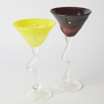 A pair of Venus Hot Glass Goblets 2004 NZ