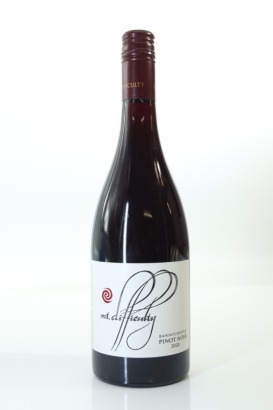 (1) 2020 Mt. Difficulty Pinot Noir, Bannockburn
