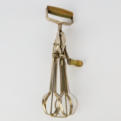 A Vintage Swift Whip Beater