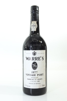 (1) 1977 Warre's Vintage Port, Portugal, 20.7% ABV [JR18]