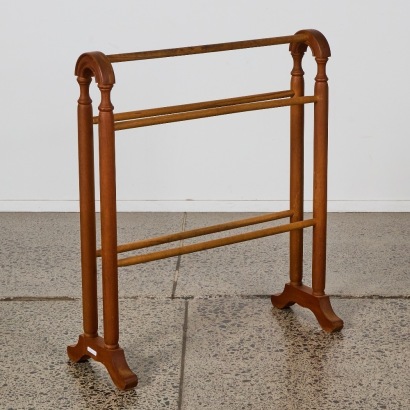 A Rimu Towel Rail