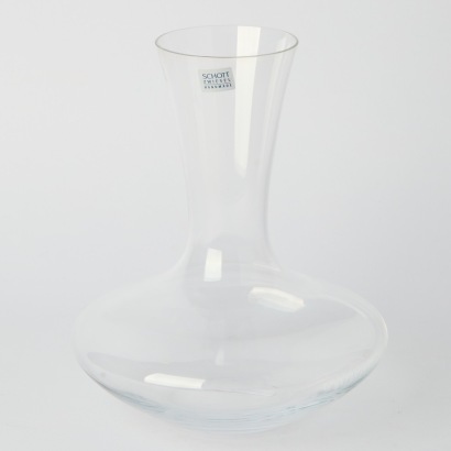 A Schott Zwiesel Handmade Red Wine Decanter