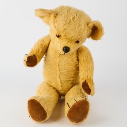 A Vintage Pedigree New Zealand Teddy Bear