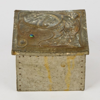 An Arts and Craft Box