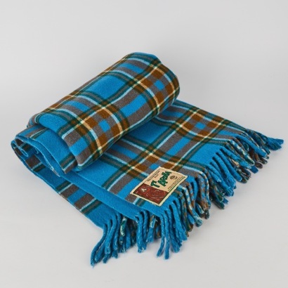 A Te Aroha Vintage Presentation Rug Made by Alliance Textiles