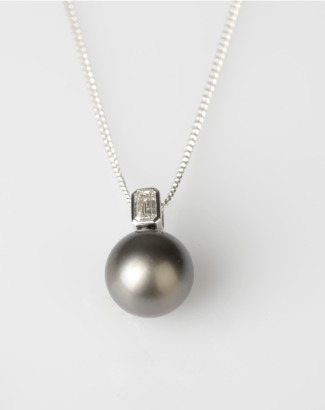 18ct White South Sea Pearl and Diamond Pendant