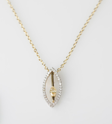 18ct Yellow Diamond Navette Pendant