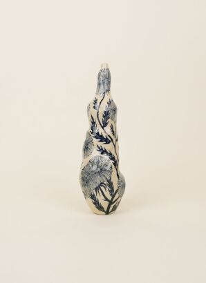 LAURA ALLEN Figurative clay sculpture