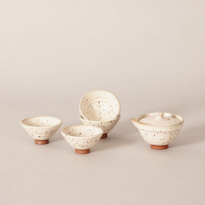 A Japanese Pottery Tea Set - 5 Pieces