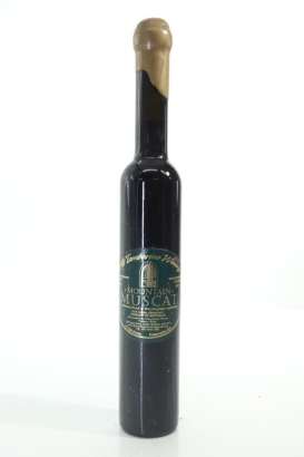 (1) Mt Tamborine Winery Mountain Muscat, 375ml, 15.9% ABV
