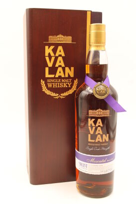 (1) Kavalan Solist Moscatel Sherry 75cl 57.1% alc. 噶瑪蘭酒廠珍藏版煙燻泥煤桶單一麦芽威士忌