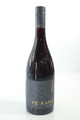 (1) 2022 Te Kano Northburn Pinot Noir, Central Otago