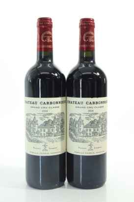 (2) 2009 Chateau Carbonnieux, Pessac-Leognan