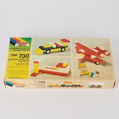 A Vintage "Folley"s Bricks" Set, Item 730