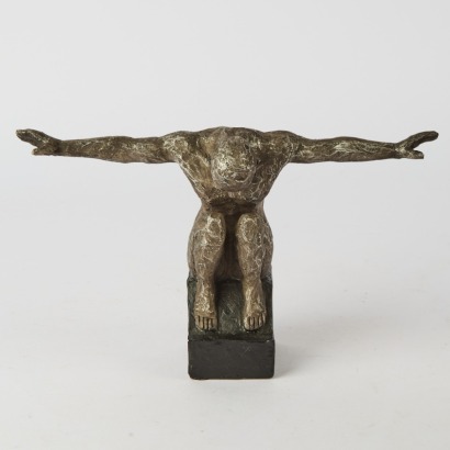 A The Contemplator Sculpture Table Feature