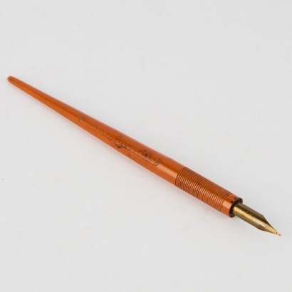 A Walker's England No. 10 Dip Pen
