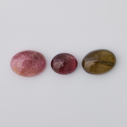 A Parcel of Loose, Oval Cabochon Cut Tourmalines, 9.64cts Total Weight