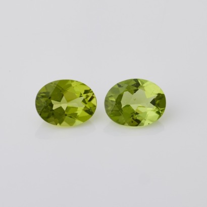 Loose, 3.55ct Oval Cut Peridot Pair