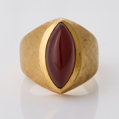 18ct Yellow Gold, Vintage, Navette Shaped Carnelian Signet Style Ring
