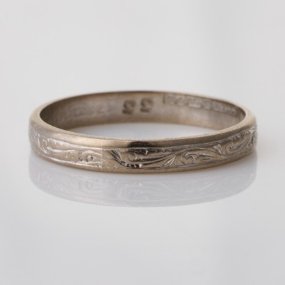 18ct White Gold, Vintage, Patterned Ring