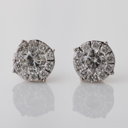 10ct White Gold, Modern, 1.00ct Diamond Cluster Earrings