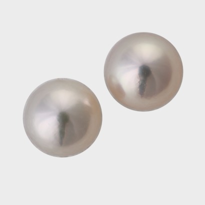 9ct Yellow Gold, 7.8mm Akoya Pearl Stud Earrings