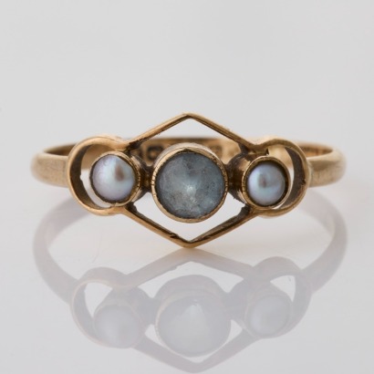 9ct Yellow Gold, Seed Pearl / Blue Stone Ring