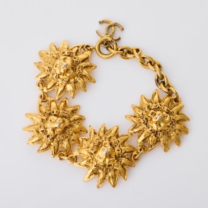 Chanel, Vintage, 21cm Gold-plated Medallion Lion Head Bracelet with Box