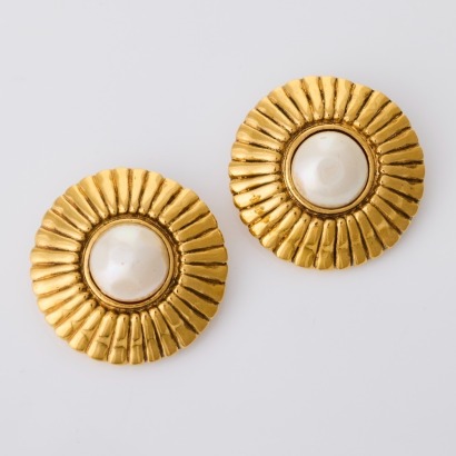 Chanel, Vintage, Gold-plated, Faux Pearl Clip-on Earrings with Box