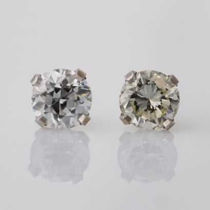 14ct White Gold, 0.58ct Diamond Stud Earrings