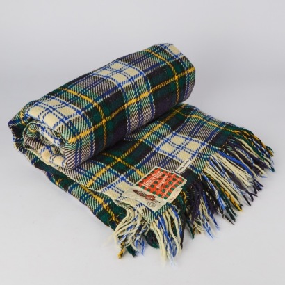 A Pure Wool Monty Rug by Fontana, New Zealand