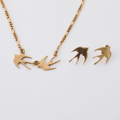 9ct Yellow Gold, Modern, 45cm Swallow Necklace / Stud Earring Set