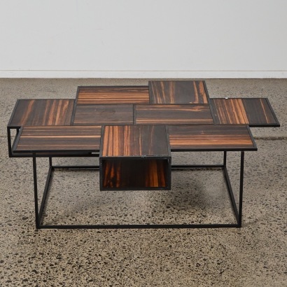 A Linteloo Vanity Coffee Table