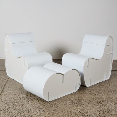 A Minimal Indoor/Outdoor Setting, Made in France