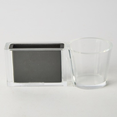 A Compact Desk Organiser by Gabriele Pezzini