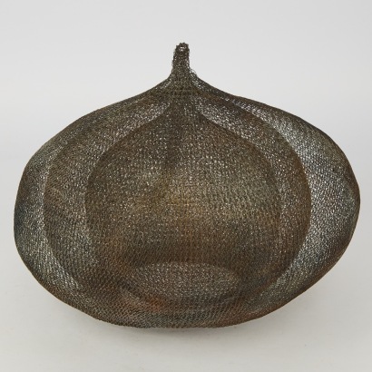 A Woven Lampshade with Concentric Layers