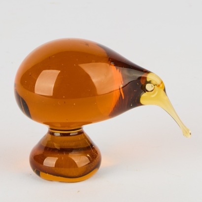 A Vintage Amber Glass Kiwi Figurine