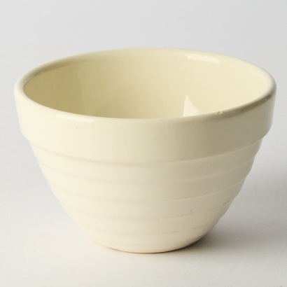 A Crown Lynn Beehive Bowl