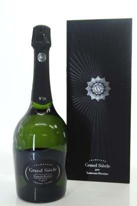 (1) MV Grand Siecle par Laurent-Perrier No 25, Champagne (GB) [JR19]