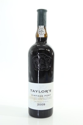 (1) 2009 Taylor Fladgate Vintage Port, Portugal [JR18] [RP97]