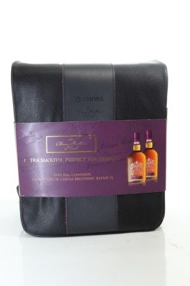 (2) Chivas Regal 12 Year Old Blended Scotch Whisky in Leather Messenger Bag, 1000ml, 40% ABV (GB)
