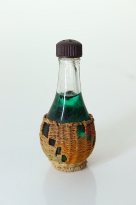 (1) Green Liqueur Miniature in Woven Case