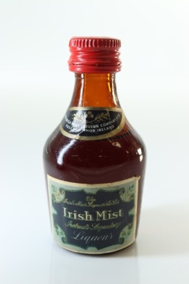 (1) Irish Mist Liqueur Miniature, Ireland