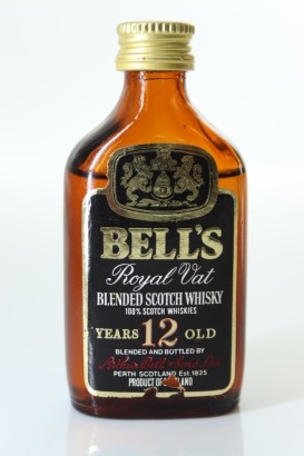 (1) Bell's 12 Year Old 'Royal Vat' Blended Scotch Whisky Miniature