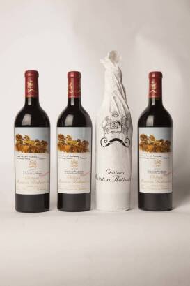 (4) 2004 Chateau Mouton Rothschild, Pauillac