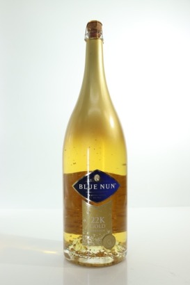(1) NV Blue Nun 22K Gold Edition Sparkling, Germany, 3000ml