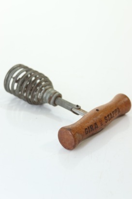 (1) Gira e Stappa Corkscrew / Bob Campbell MW Collection