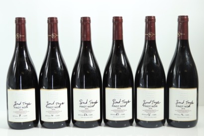 (6) 2016 Crown Range Cellar 'Signature Selection' Grant P. Taylor Pinot Noir, Gibbston
