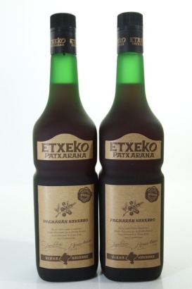 (2) Destilerias La Navarra 'Etxeko' Patxarana, Navarra, 1000ml, 25% ABV