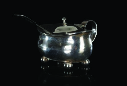 A Georgian Sterling Silver Lidded Mustard Pot with Spoon